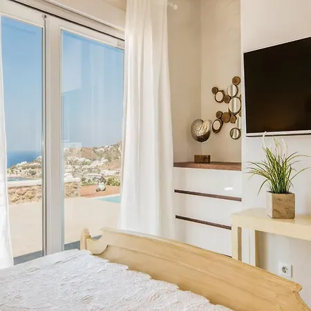 With Views To Delos Island Villa *