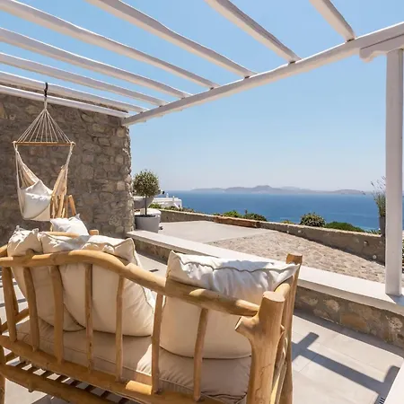 With Views To Delos Island Villa *
